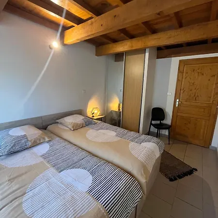Holiday home Maison De Ville-3 Chambres-2 Salles De Bain Viviers