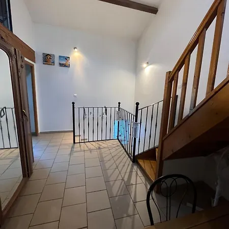 Holiday home Maison De Ville-3 Chambres-2 Salles De Bain *